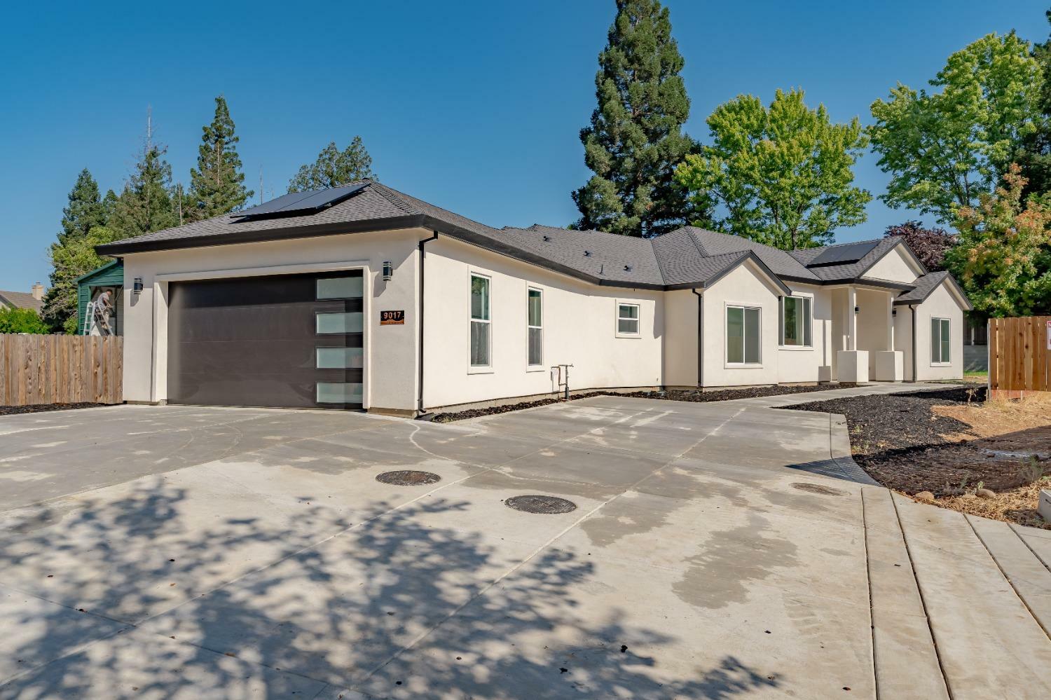 9017 Phoenix Avenue  Fair Oaks CA 95628 photo