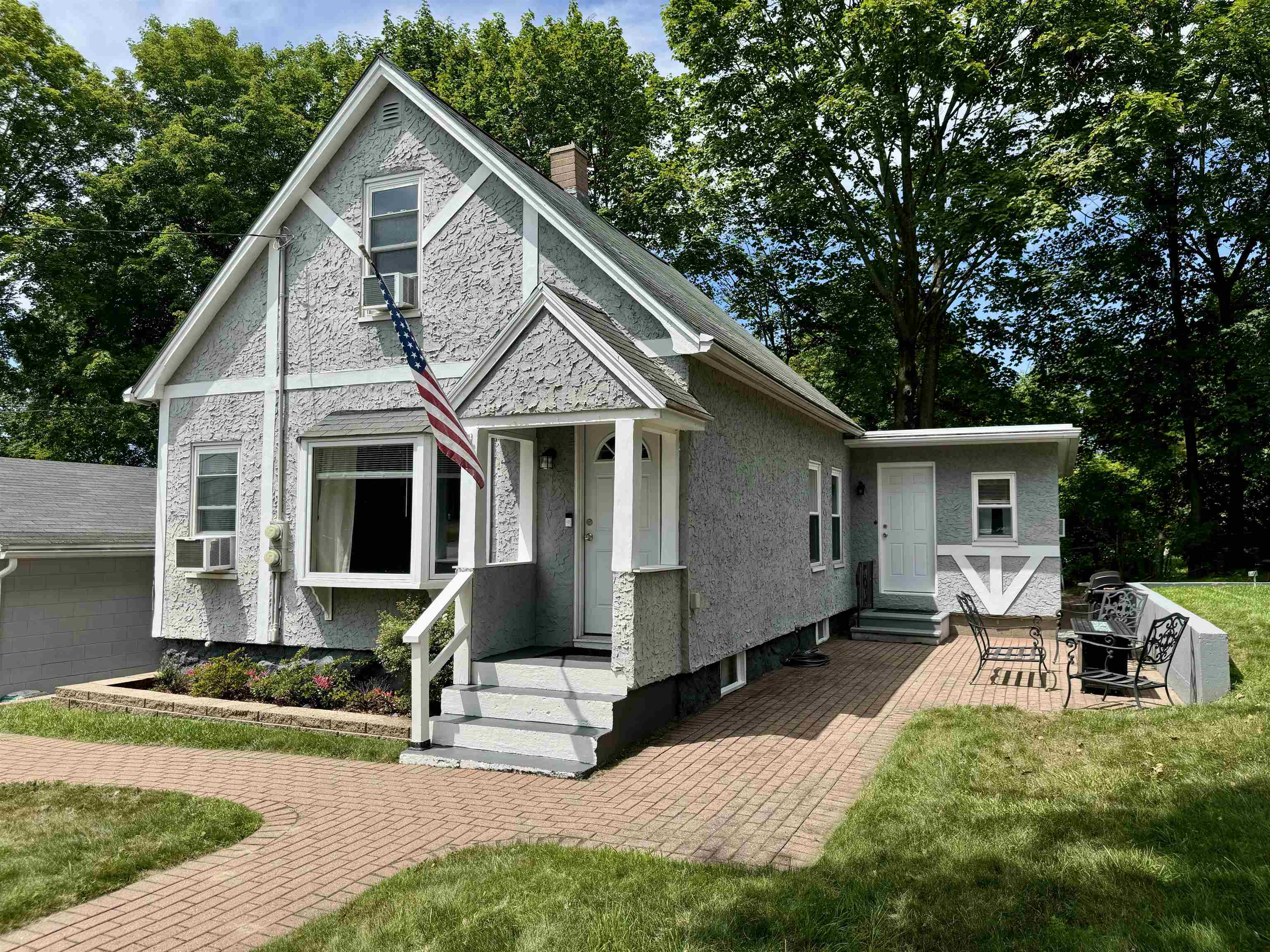 Property Photo: 80 Dudley Street NH 03103