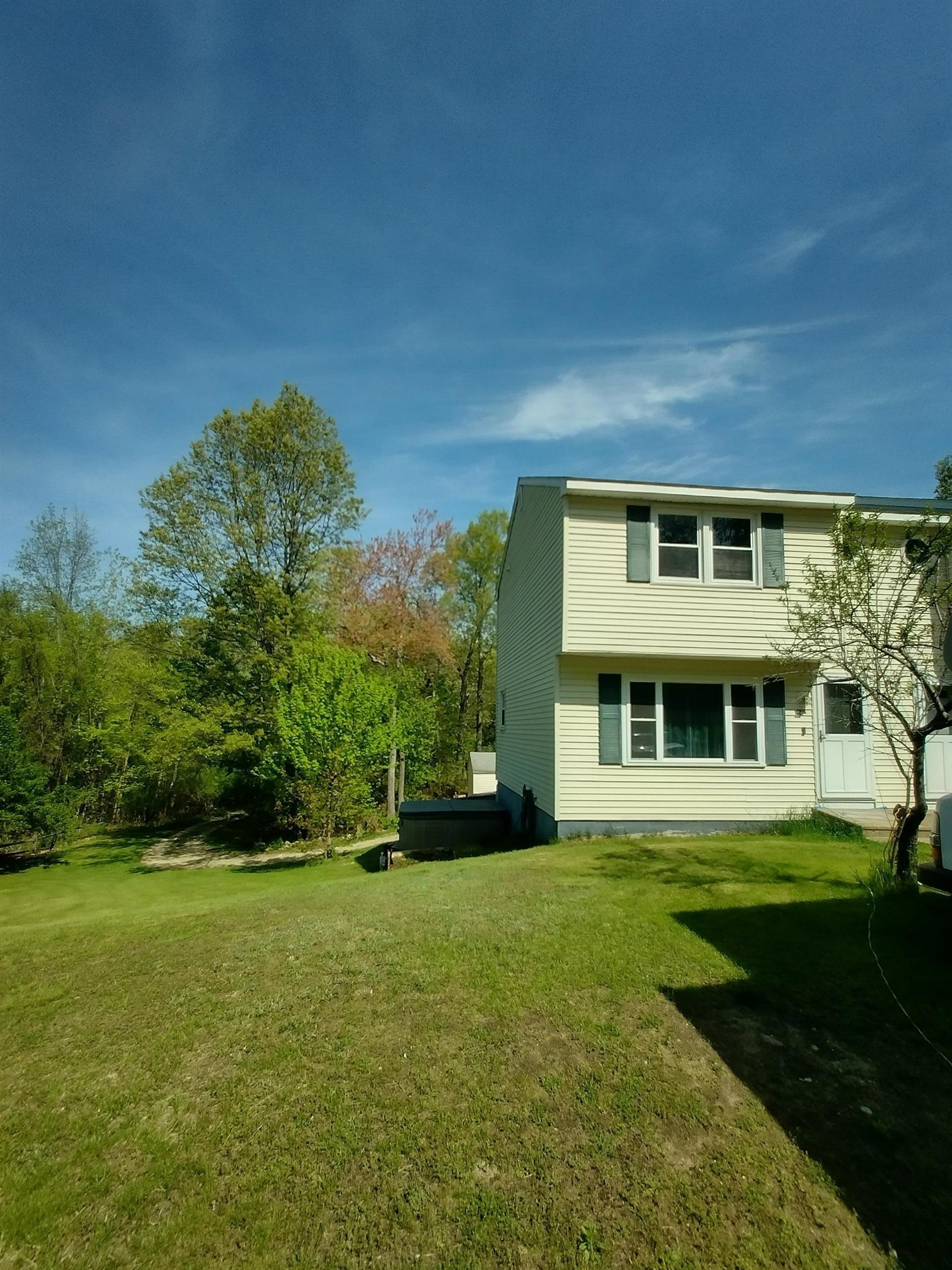 Property Photo:  42A Barretts Hill Road  NH 03051 