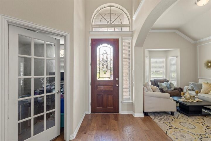 Property Photo: 153 Pinewood Avenue TX 75154