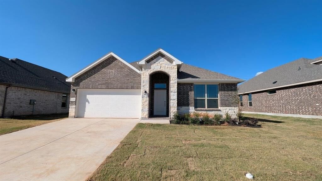 Property Photo:  1324 Bristol Way  TX 76048 