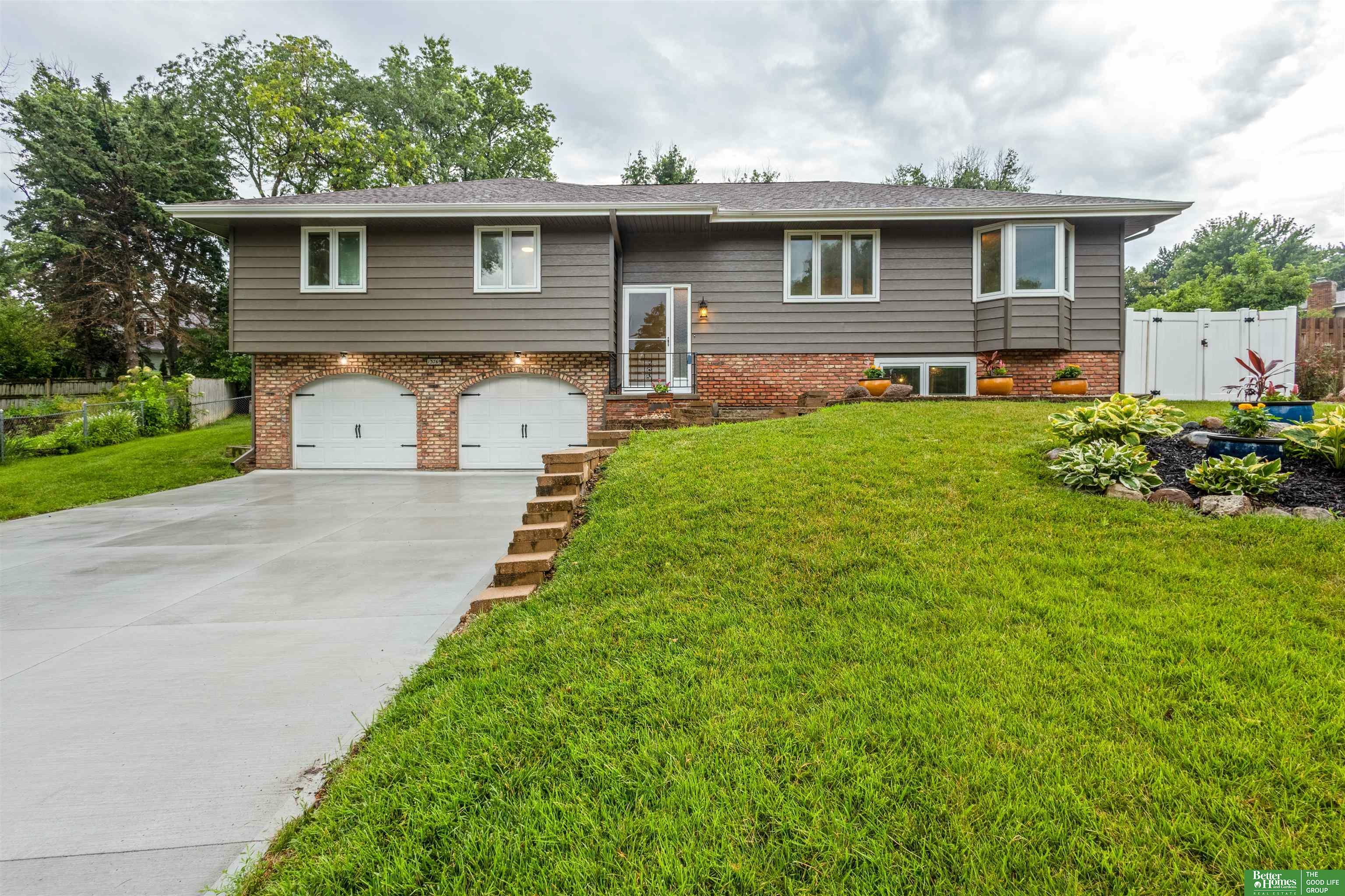 13769 Poppleton Circle  Omaha NE 68144 photo