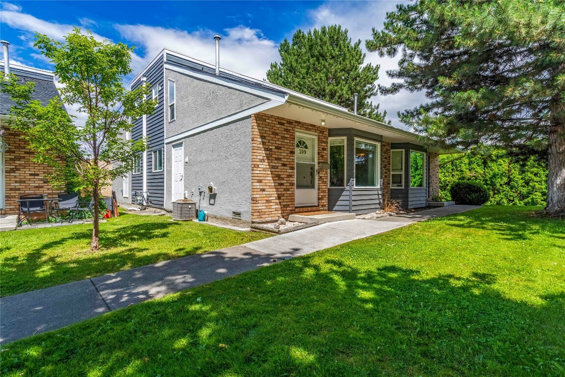 Photo de la propriété: 3155 Gordon Drive 209 BC V1W 3N5