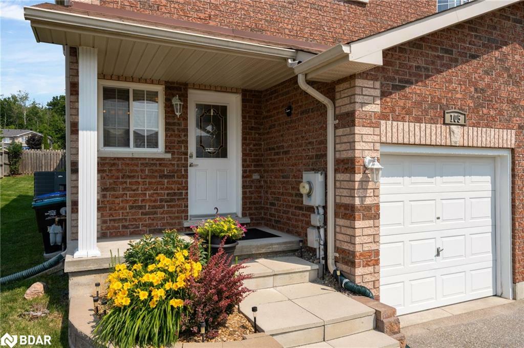 Property Photo: 105 Southwinds Crescent ON L4R 0A1