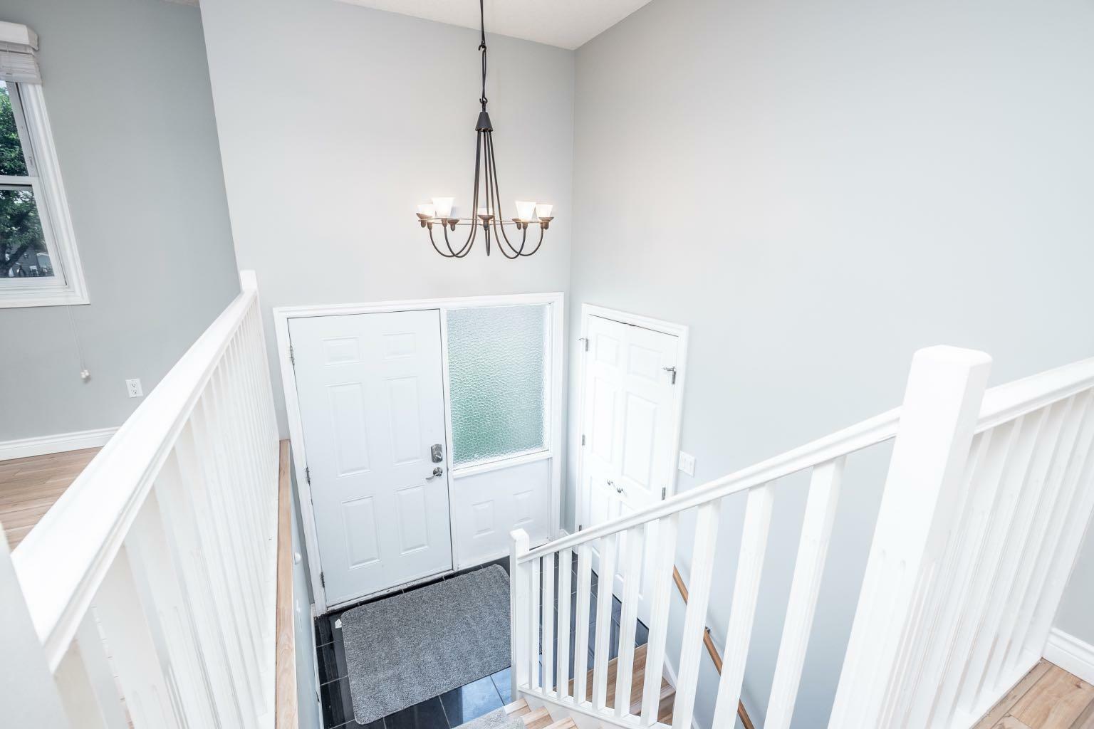 Photo de la propriété: 229 3 Avenue SE AB T1V 1H4
