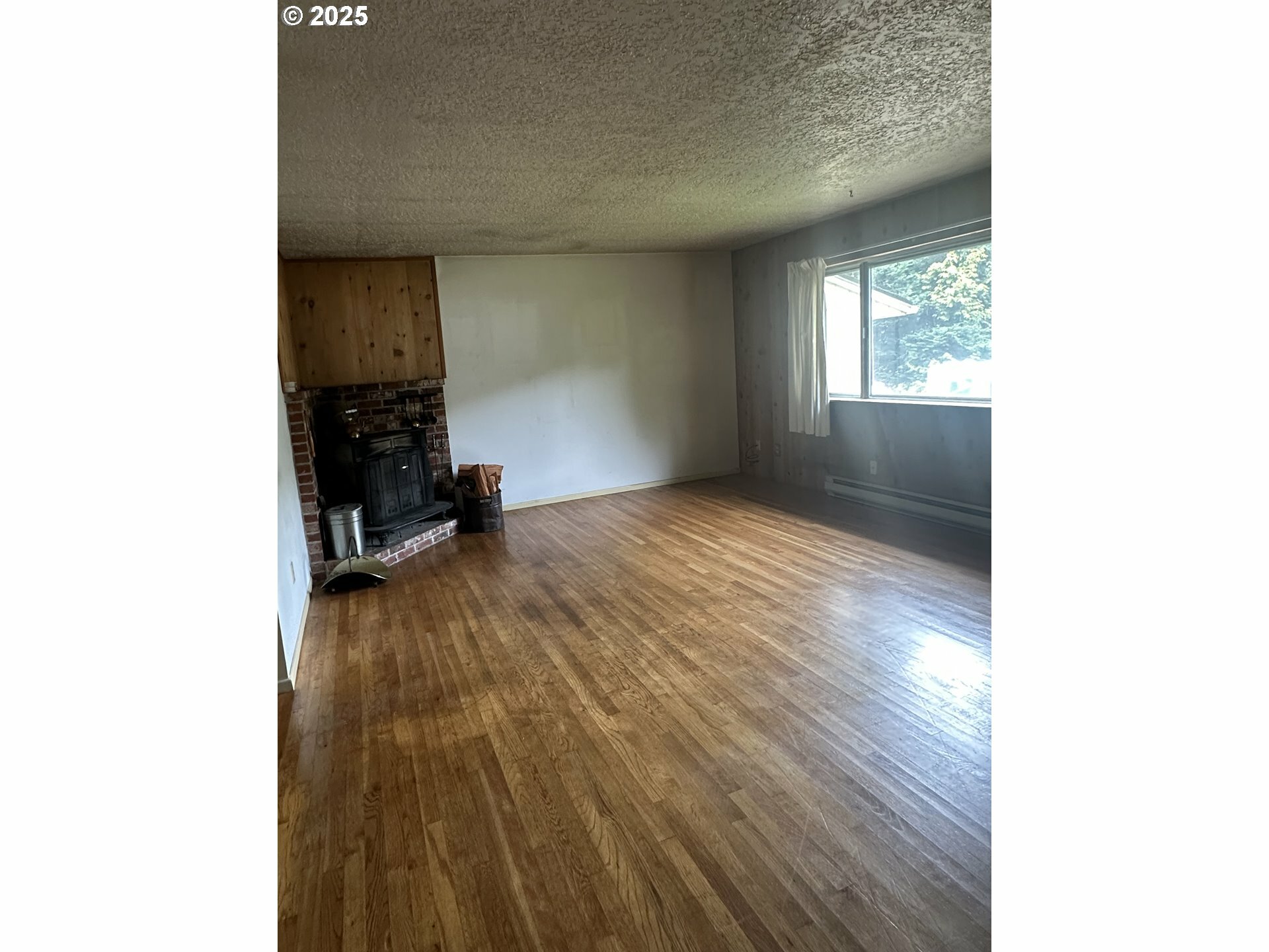 Property Photo: 2475 Willamette Falls Dr OR 97068