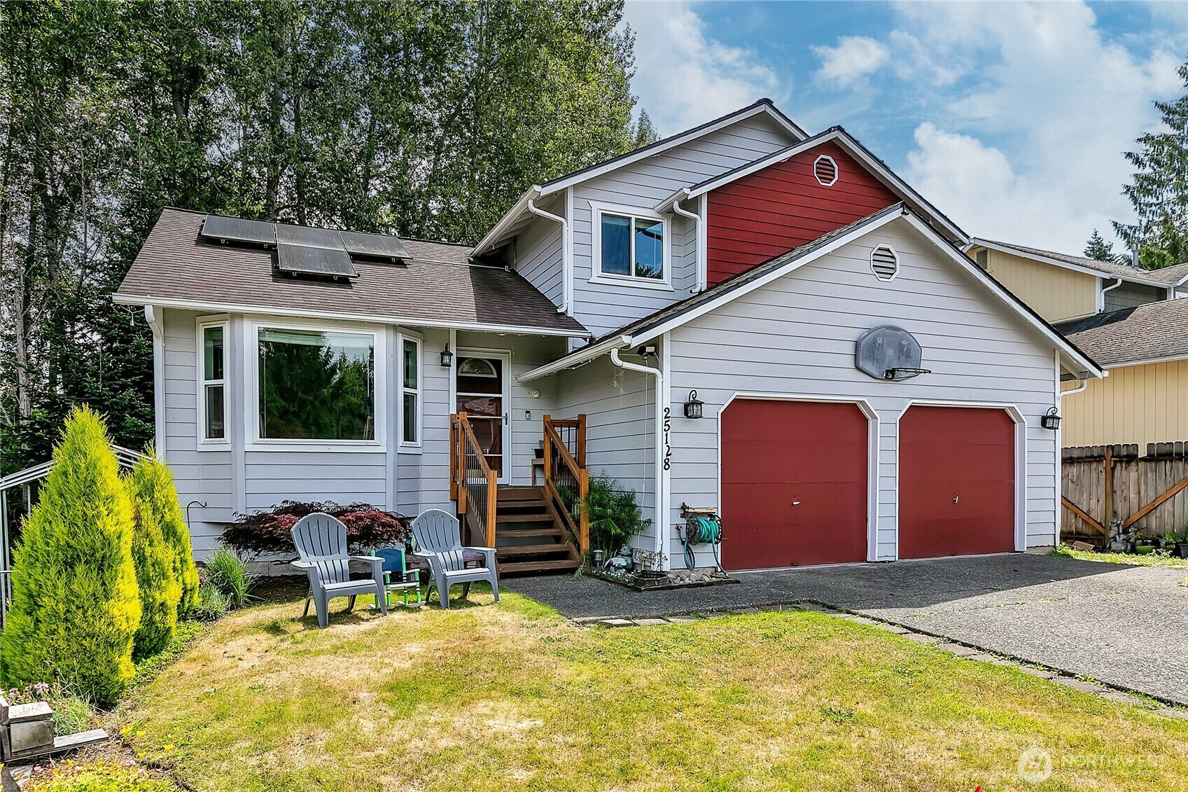 Property Photo: 25128 168th Place SE WA 98042