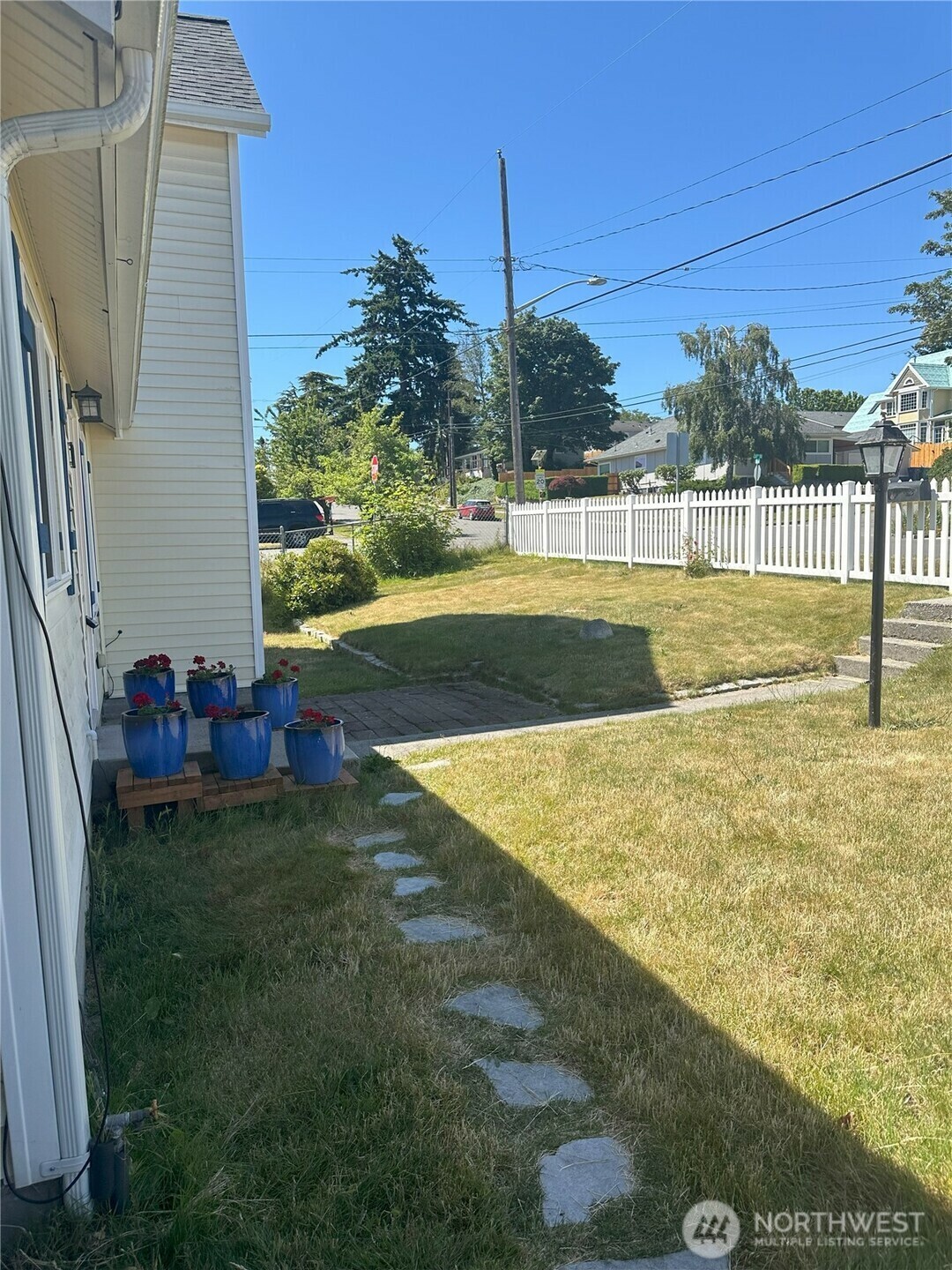 Property Photo: 1519 K Avenue WA 98221