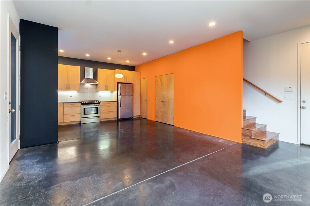 Property Photo: 3315 Wetmore Avenue S WA 98118