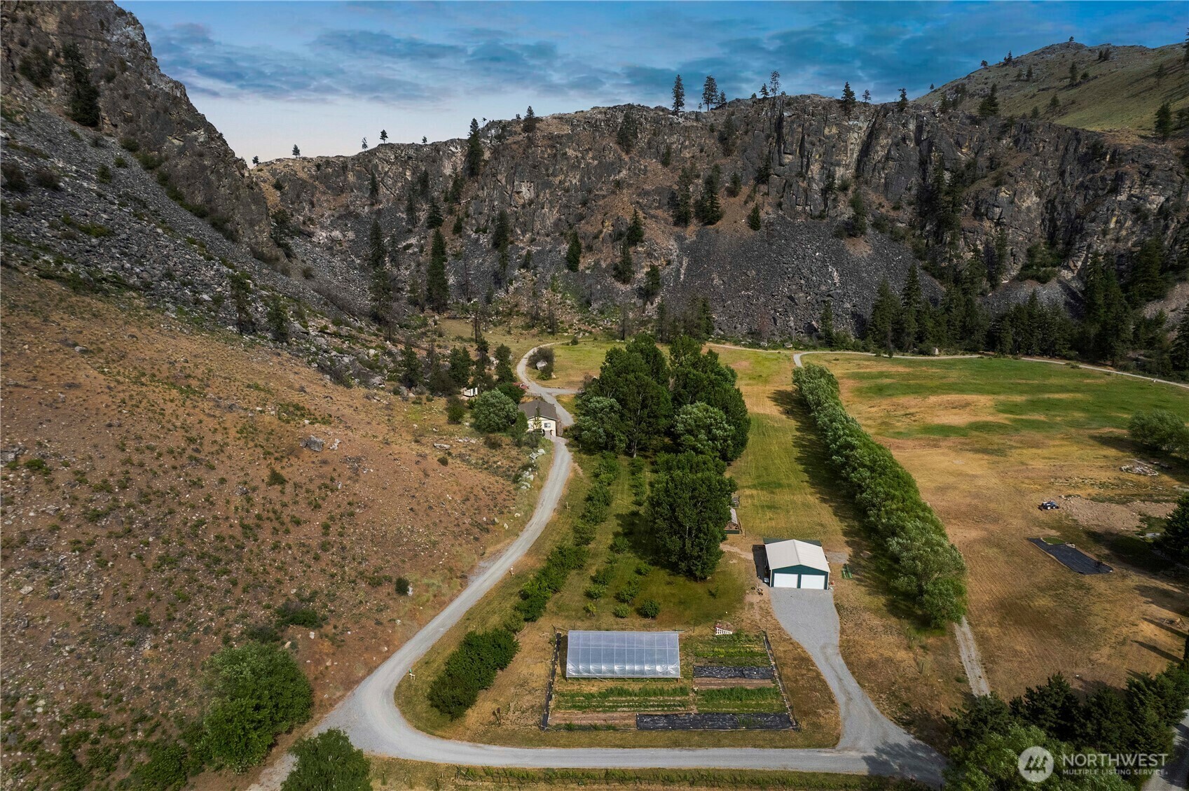Property Photo: 109 Rolling Rock Road WA 98816