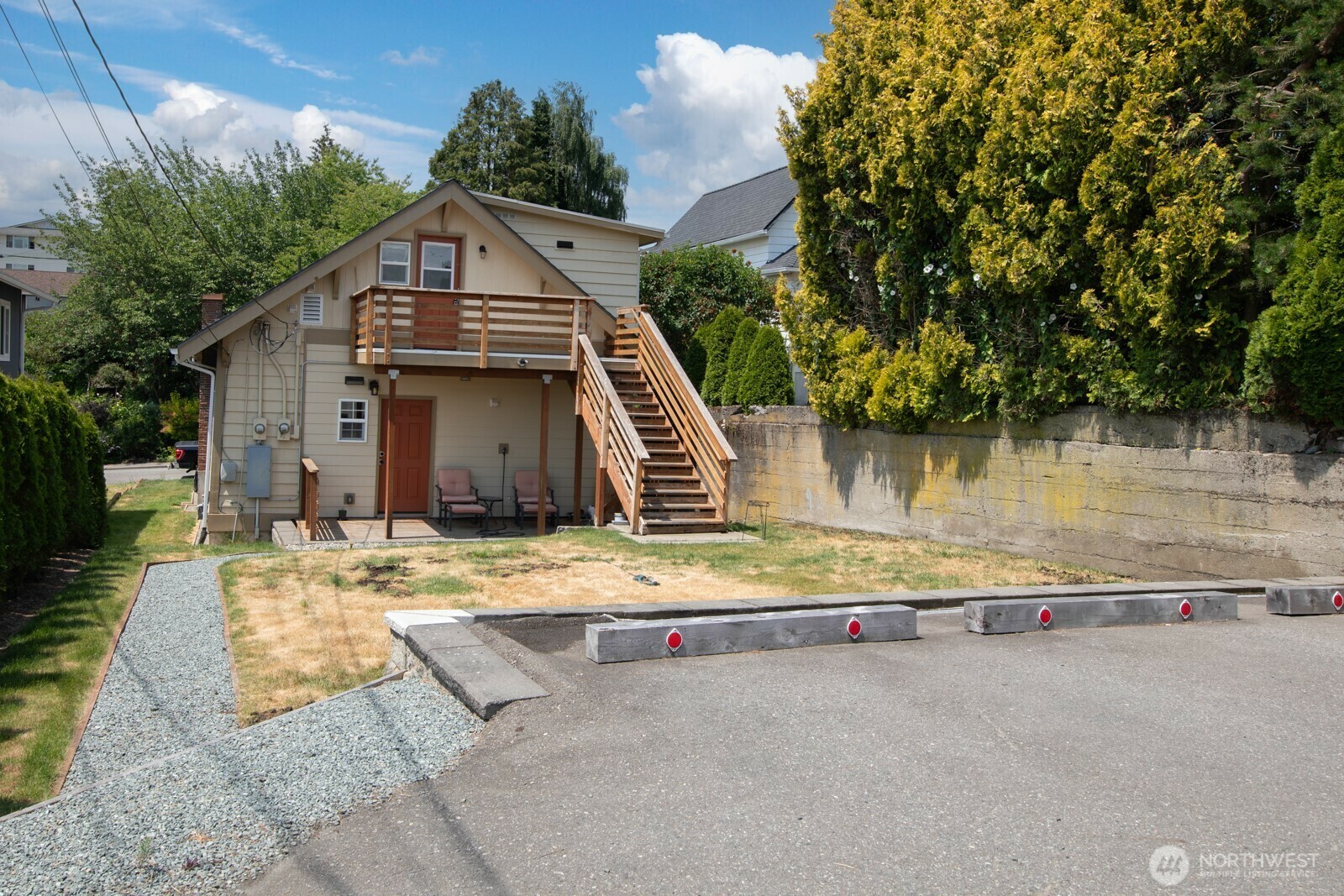 Property Photo: 3827 Wetmore Avenue WA 98201