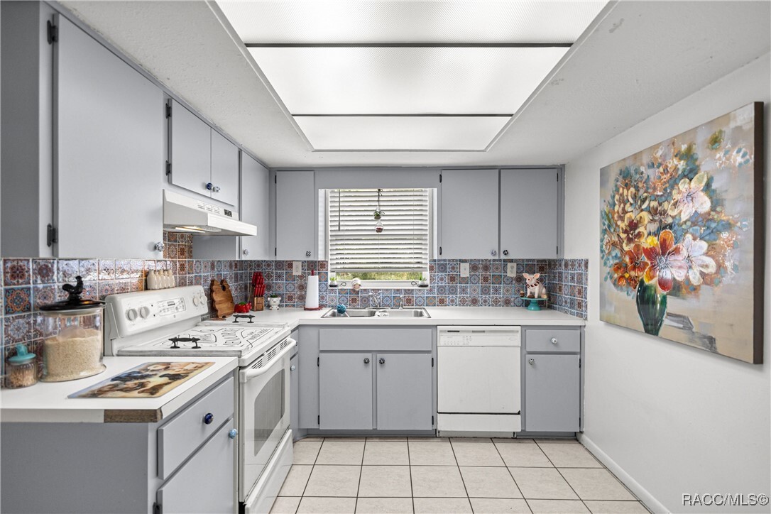 Property Photo:  8546 N Fauci Point  FL 34428 
