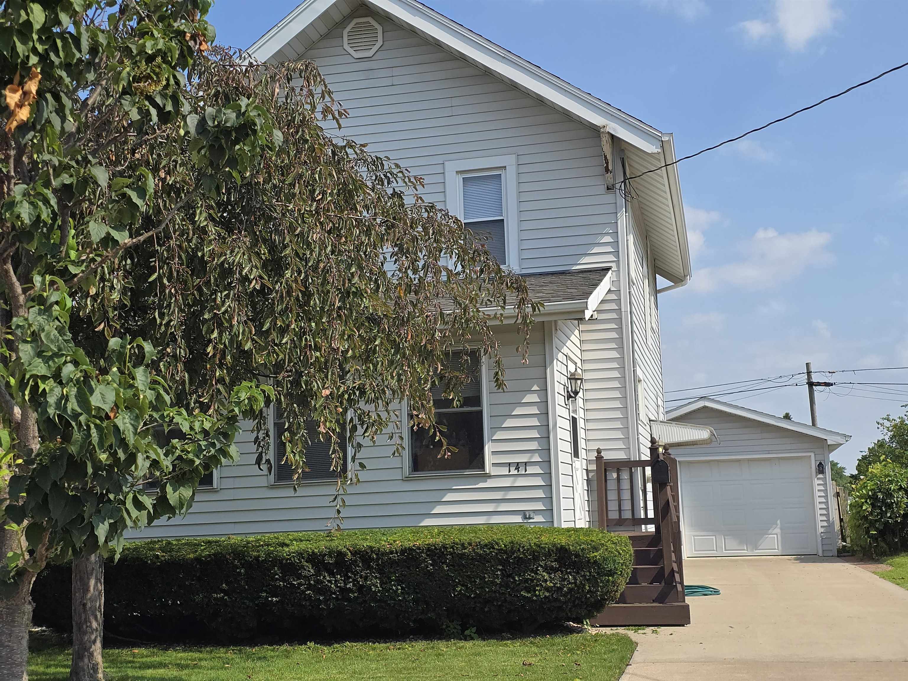 Property Photo: 141 Douglas Street WI 54956