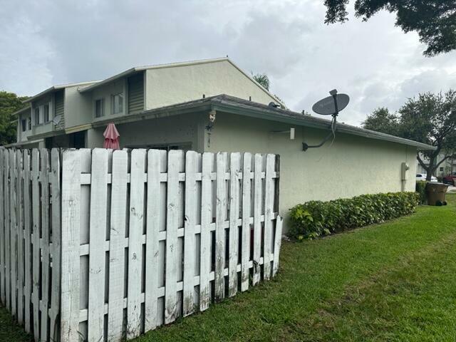 Property Photo: 860 Crystal Lake Drive FL 33064