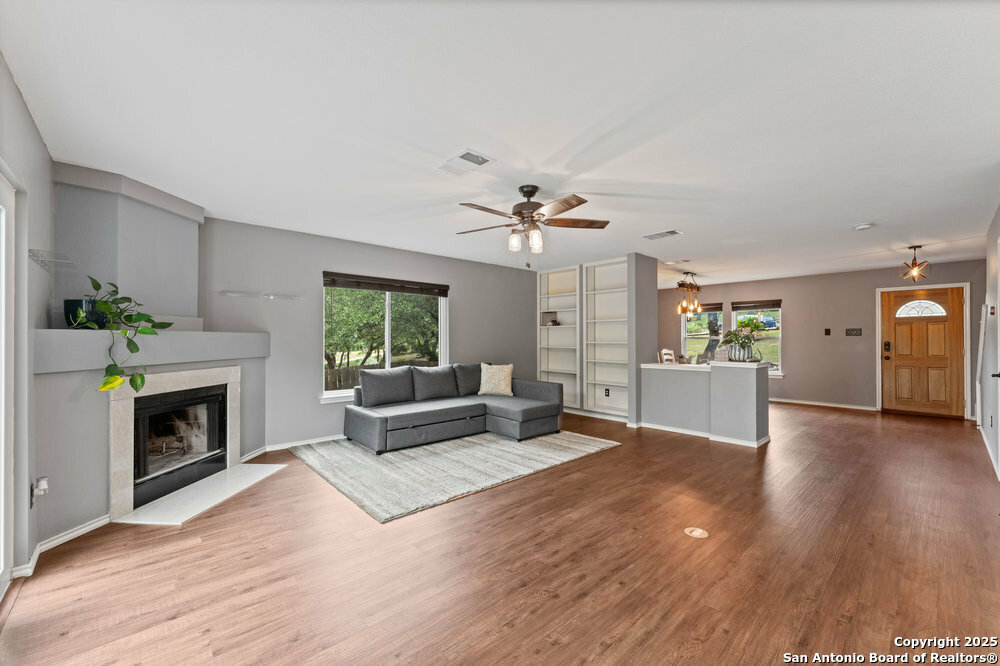 Property Photo: 310 Spacious Sky TX 78260