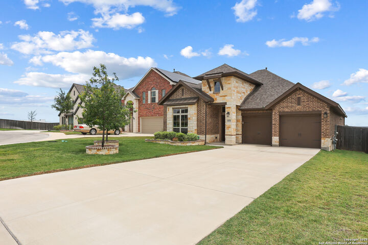 Property Photo: 14314 Running Wolf TX 78245