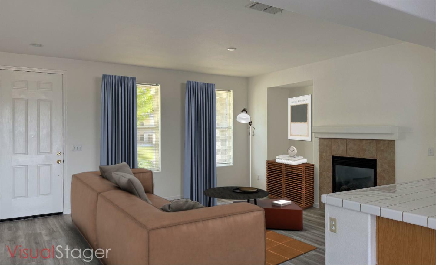 Property Photo: 5906 Caddington Way CA 95835