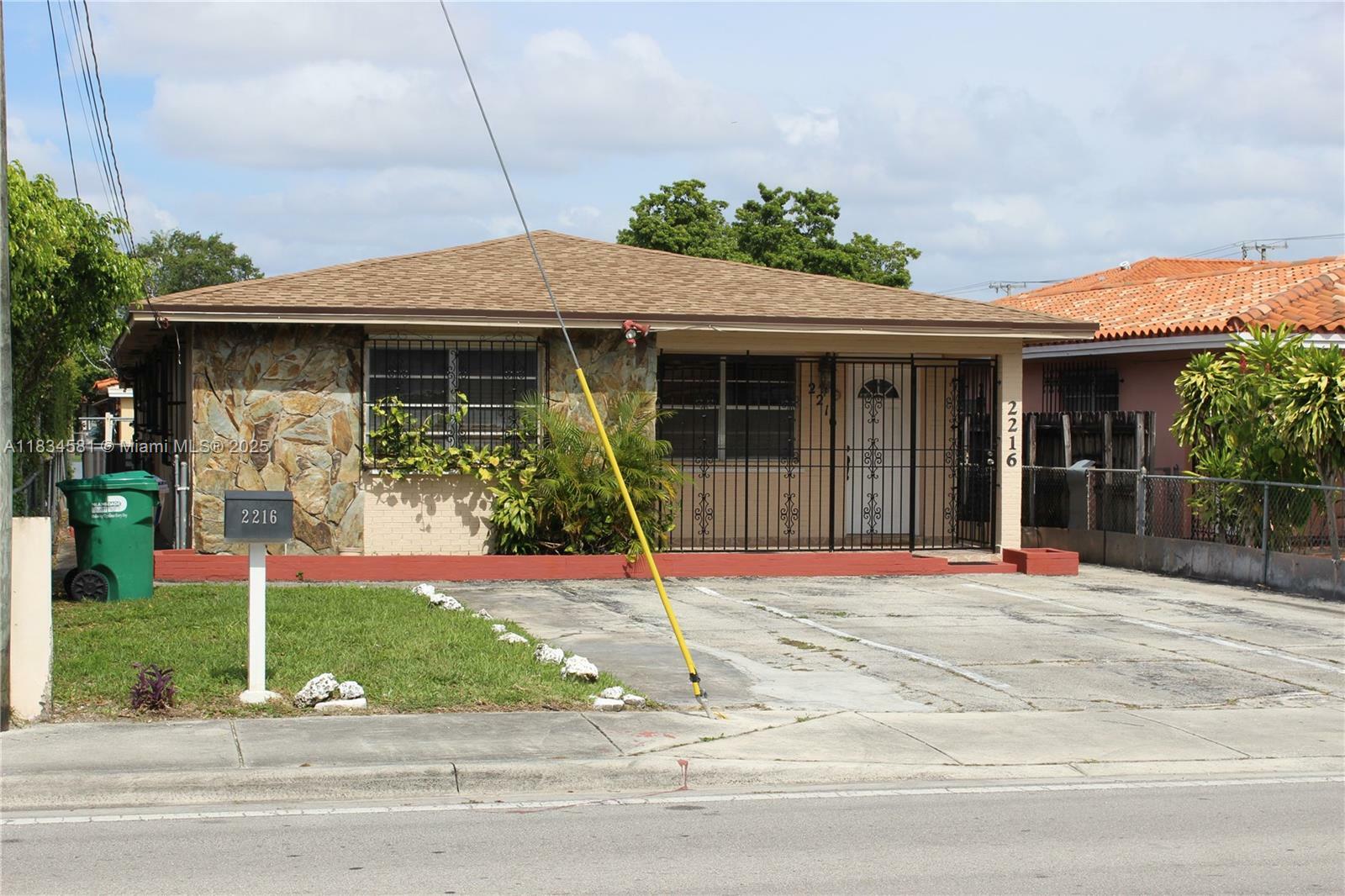 2216 SW 62nd Ave  Miami FL 33155 photo