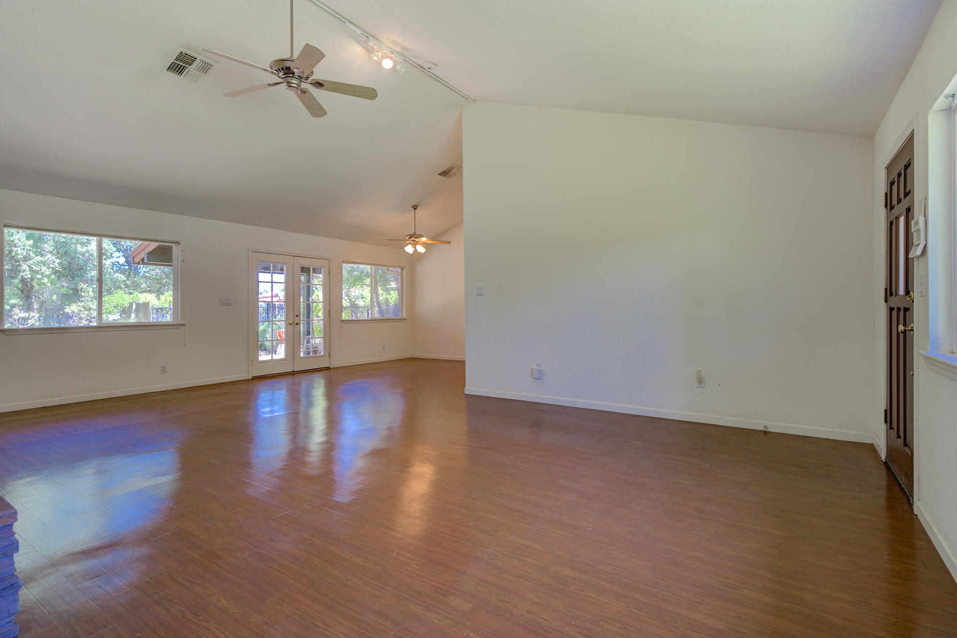 Property Photo: 21318 Verona Drive CA 96007