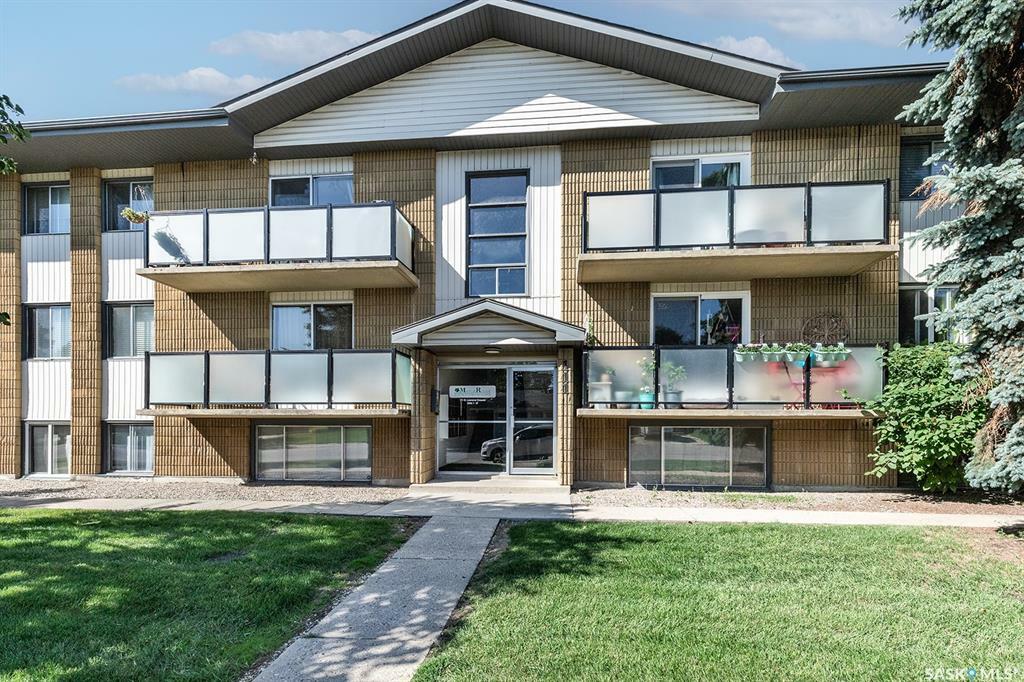 Property Photo: 111 St Lawrence Crescent 6 SK S7K 1G7