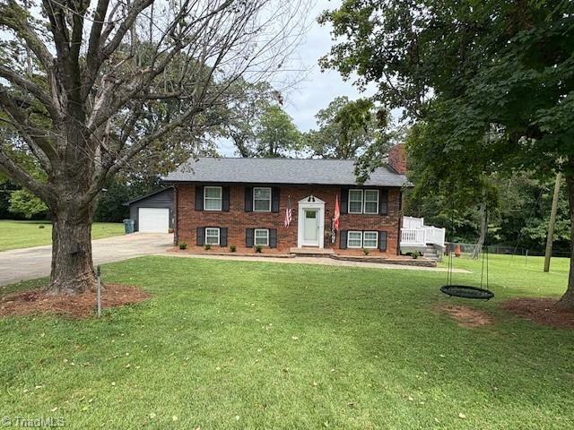 Property Photo: 177 Pine Ridge Circle NC 28659