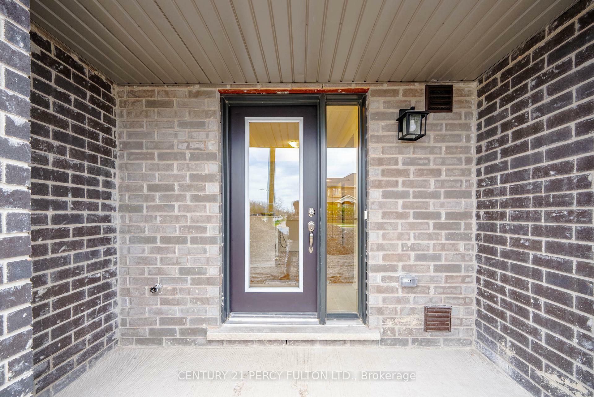 Property Photo: 38 Emmas Way ON L1R 0S7