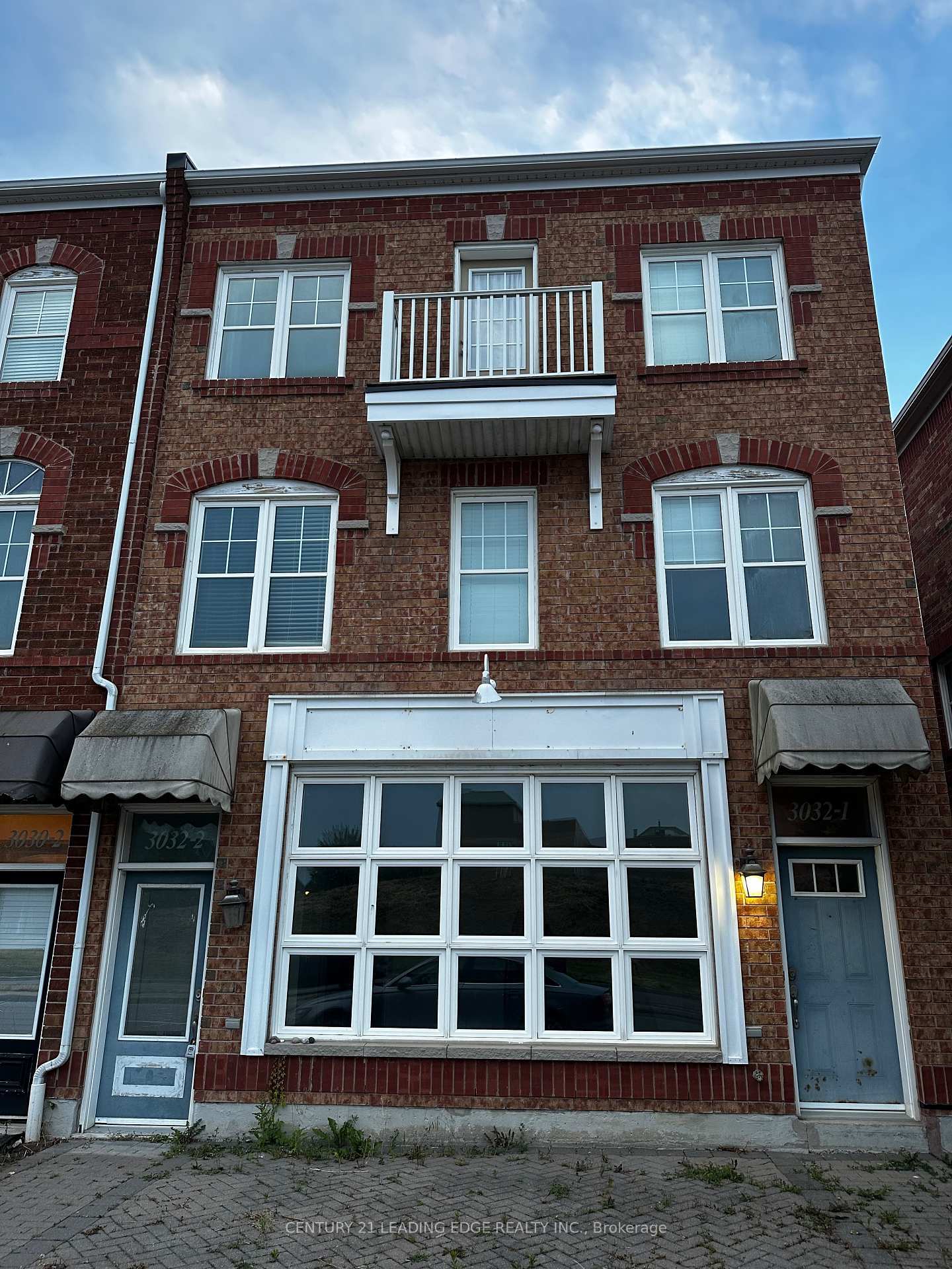 Photo de la propriété: 3032 Bur Oak Avenue 1 ON L6B 0R1