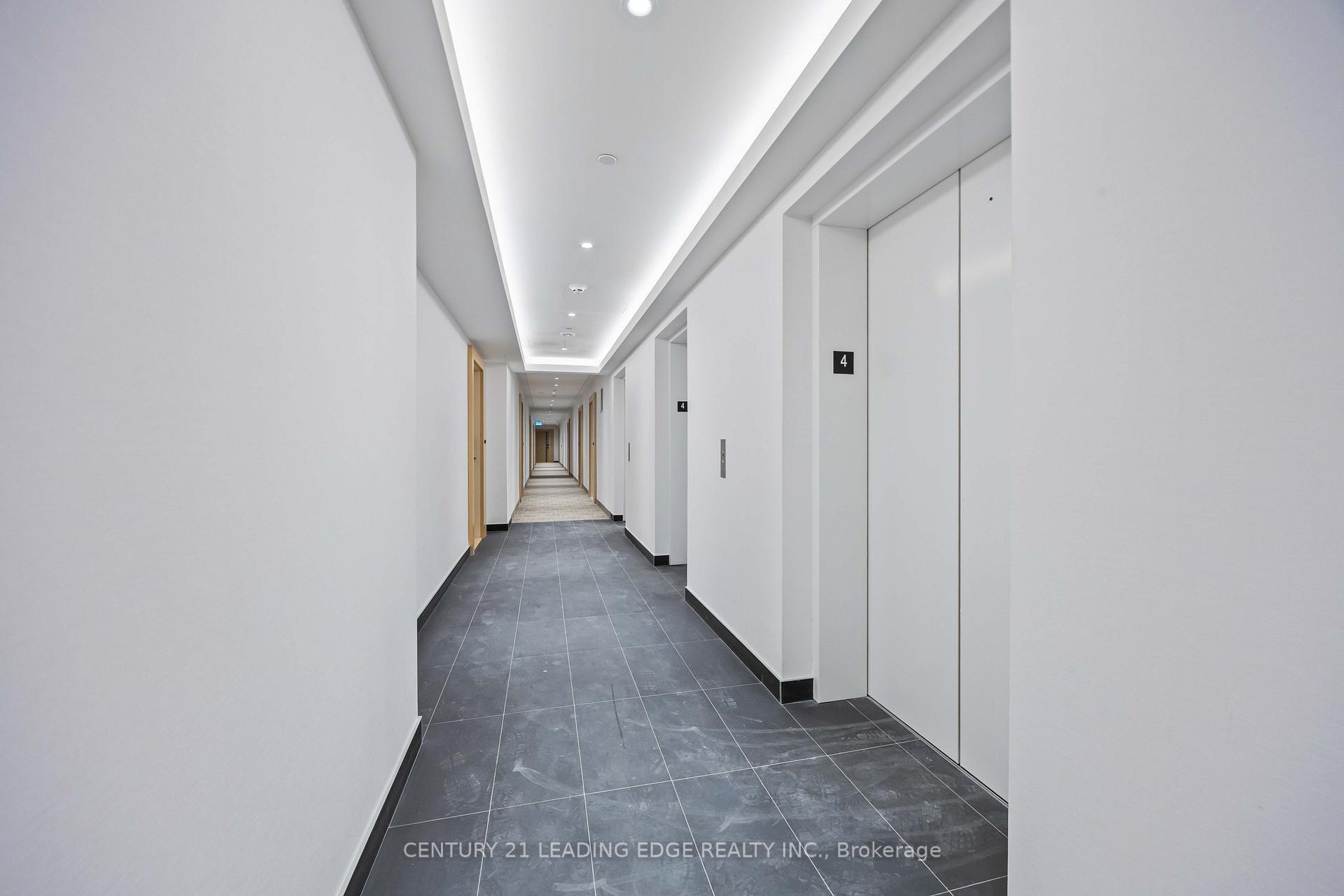 Photo de la propriété: 280 Dundas Street W 409 ON M5T 1G2