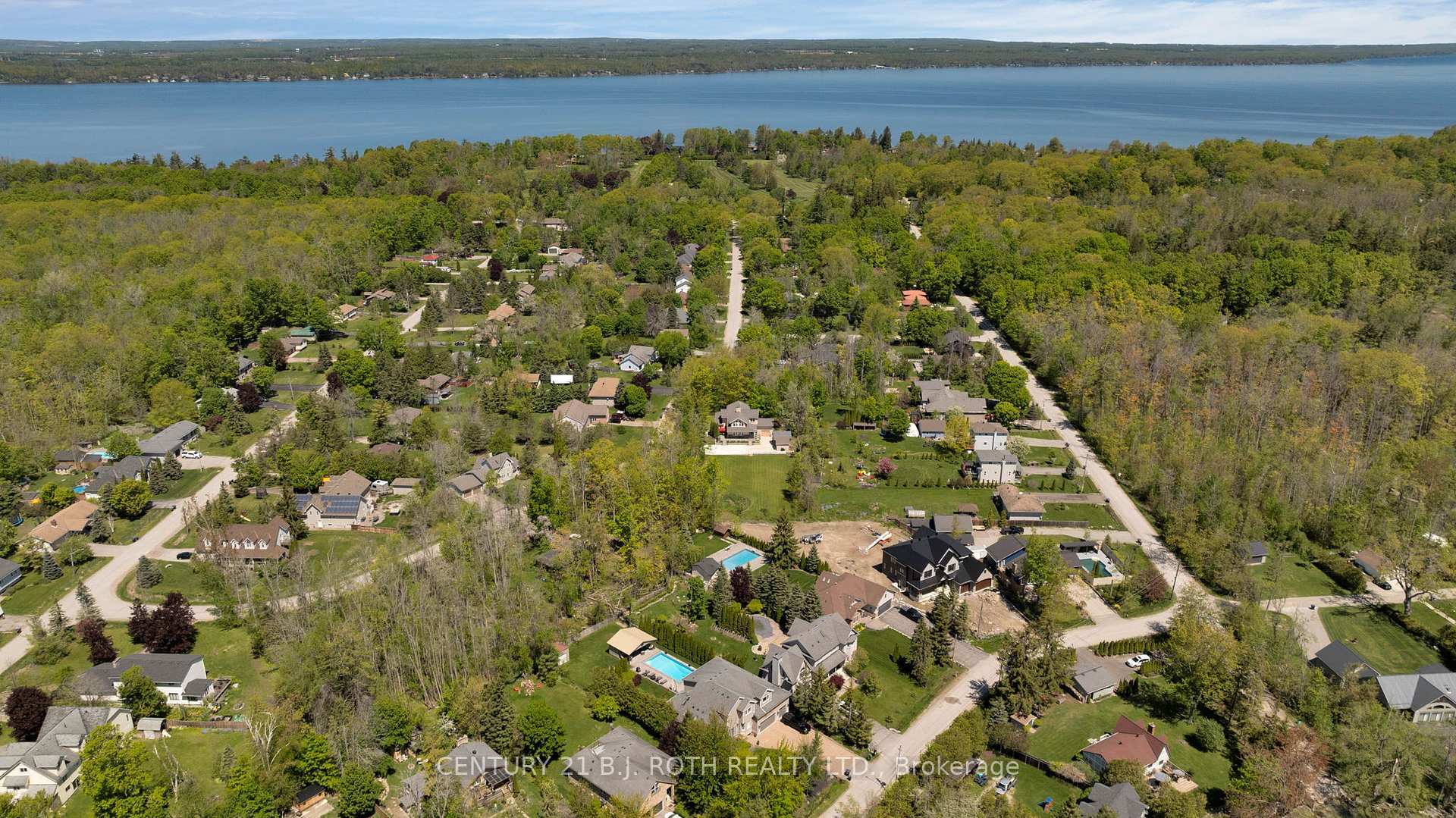 Property Photo: 3809 East Street ON L9S 2L9