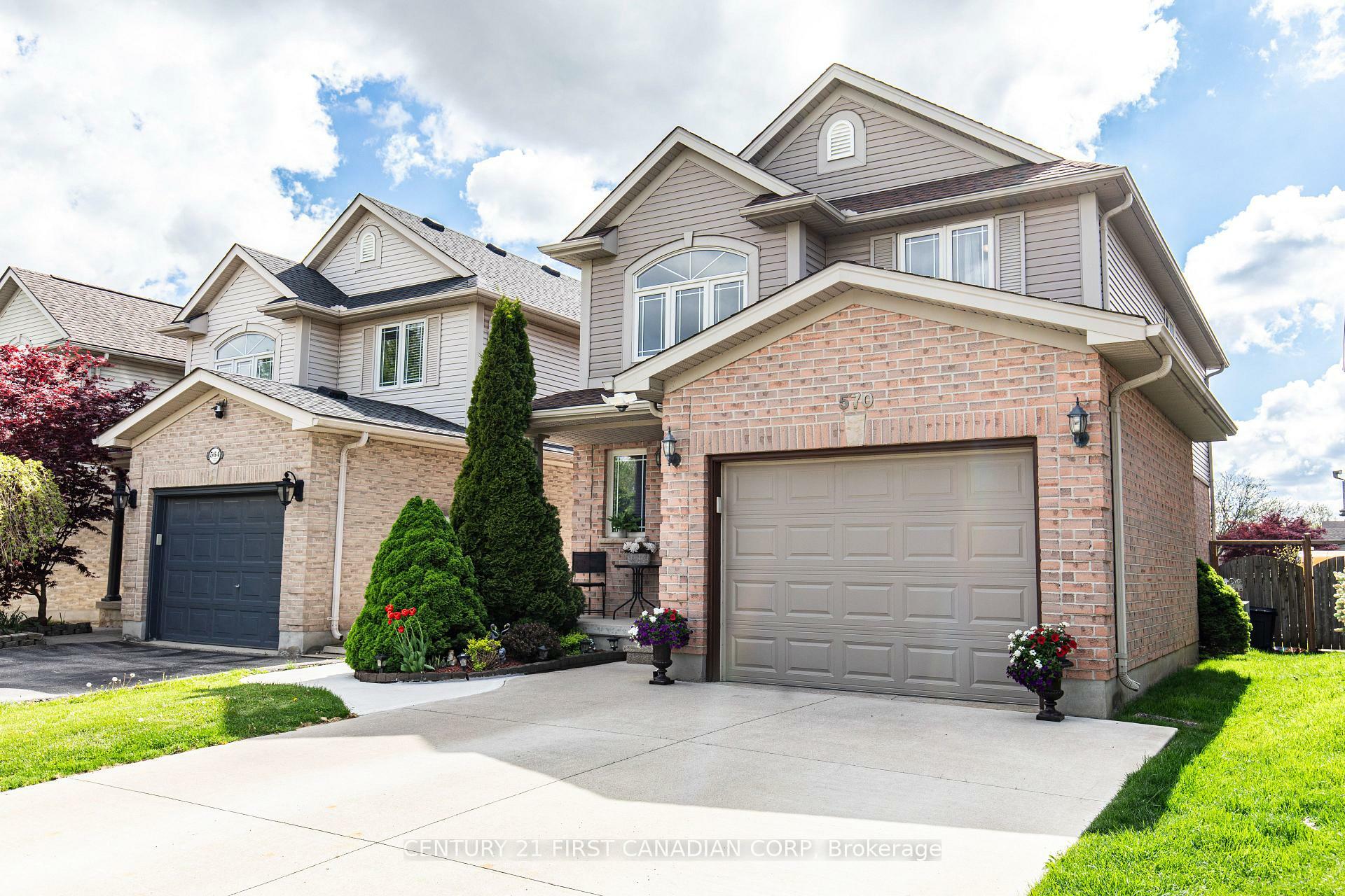 Property Photo: 570 Cuthbert Circle ON N6M 1K6