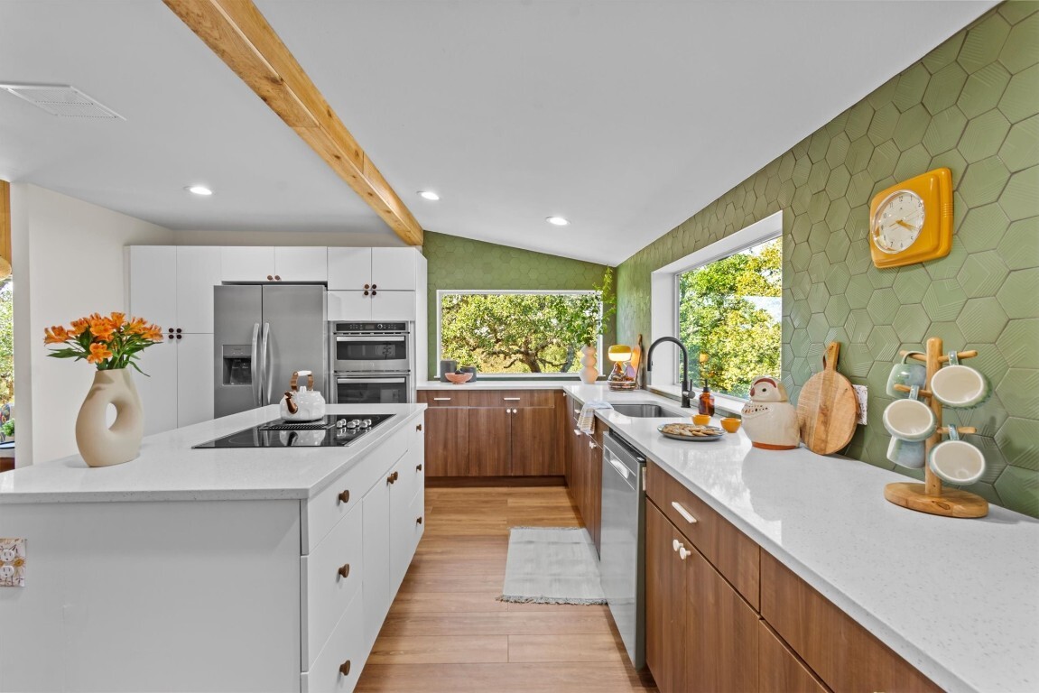 Property Photo: 103 Breezeway Drive TX 78611