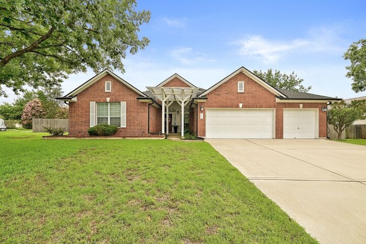 Property Photo: 19709 Vilamoura Street TX 78660