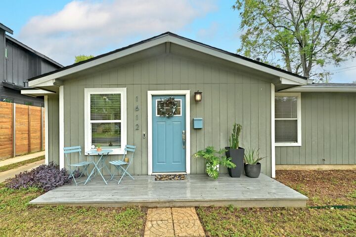 Property Photo: 1612 Westmoor Drive TX 78723