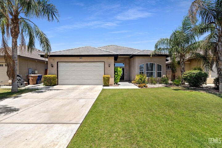 Property Photo:  2802 Silver Shore Lane  CA 93313 