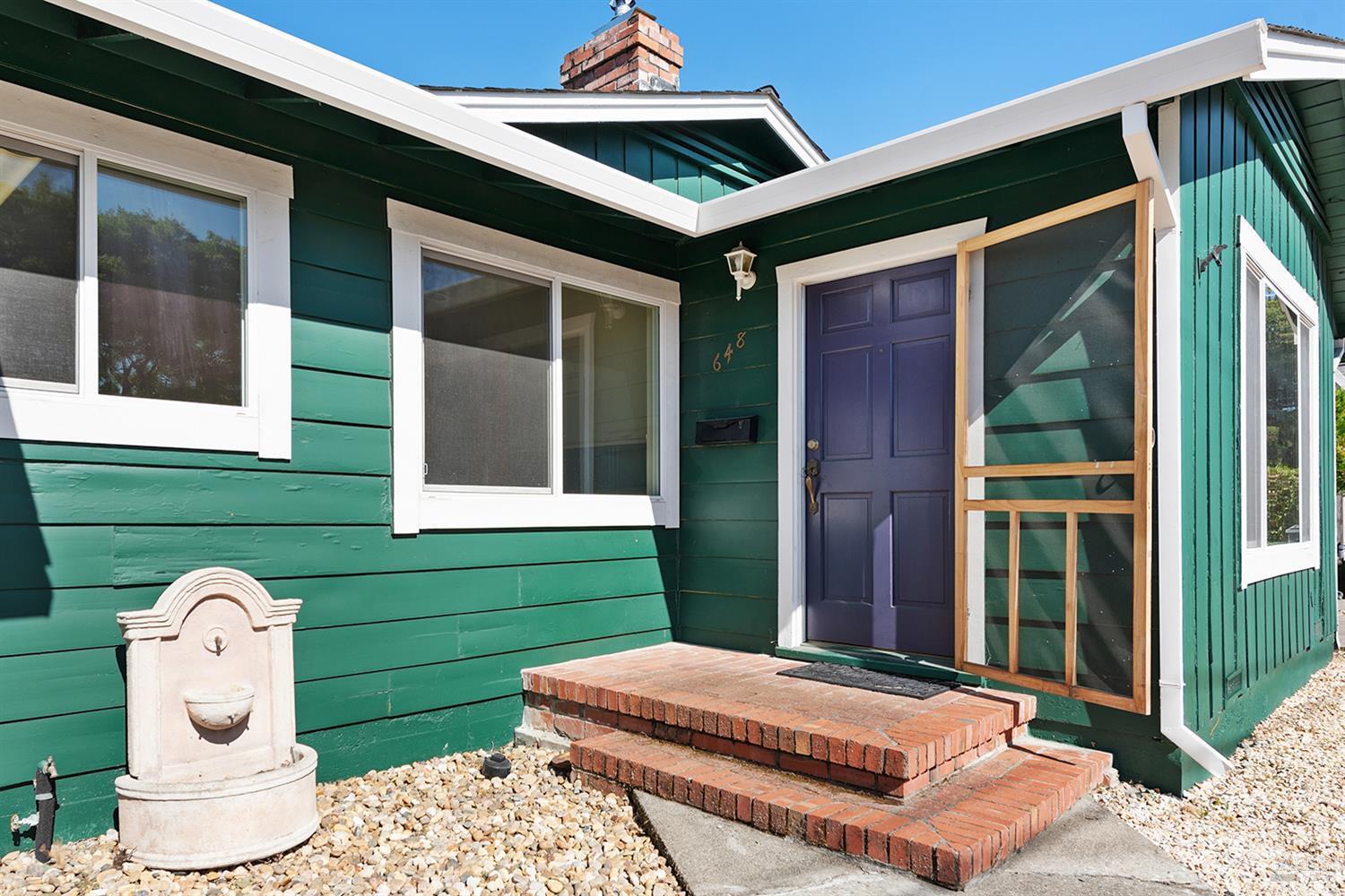 Property Photo: 648 Church Street CA 95405