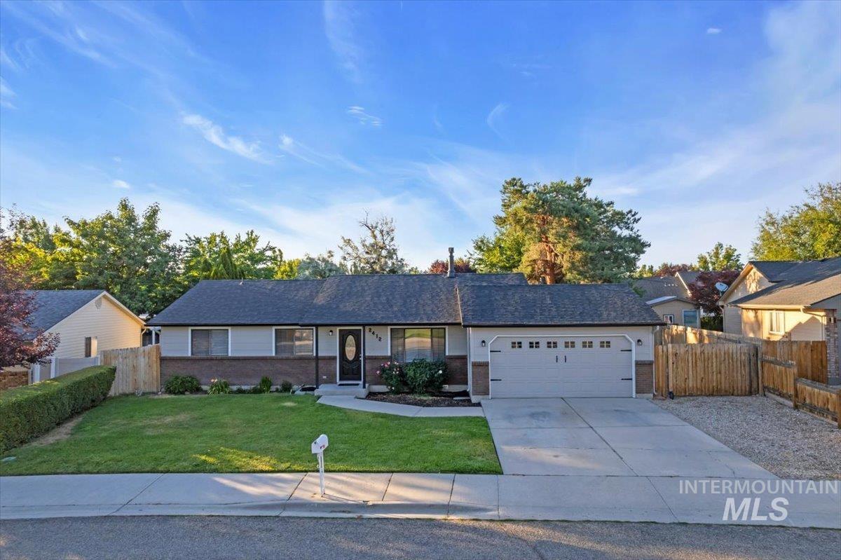 Property Photo: 2412 W Chateau Drive ID 83646