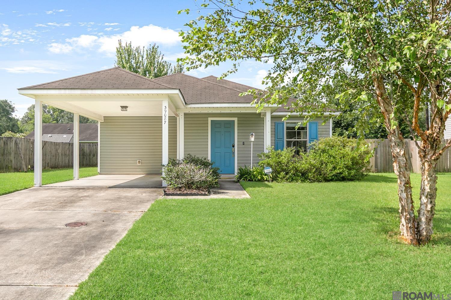 Property Photo: 39087 Prairie North Dr LA 70737