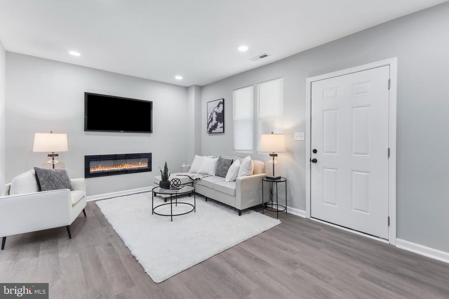 Property Photo: 505 62nd Avenue MD 20743