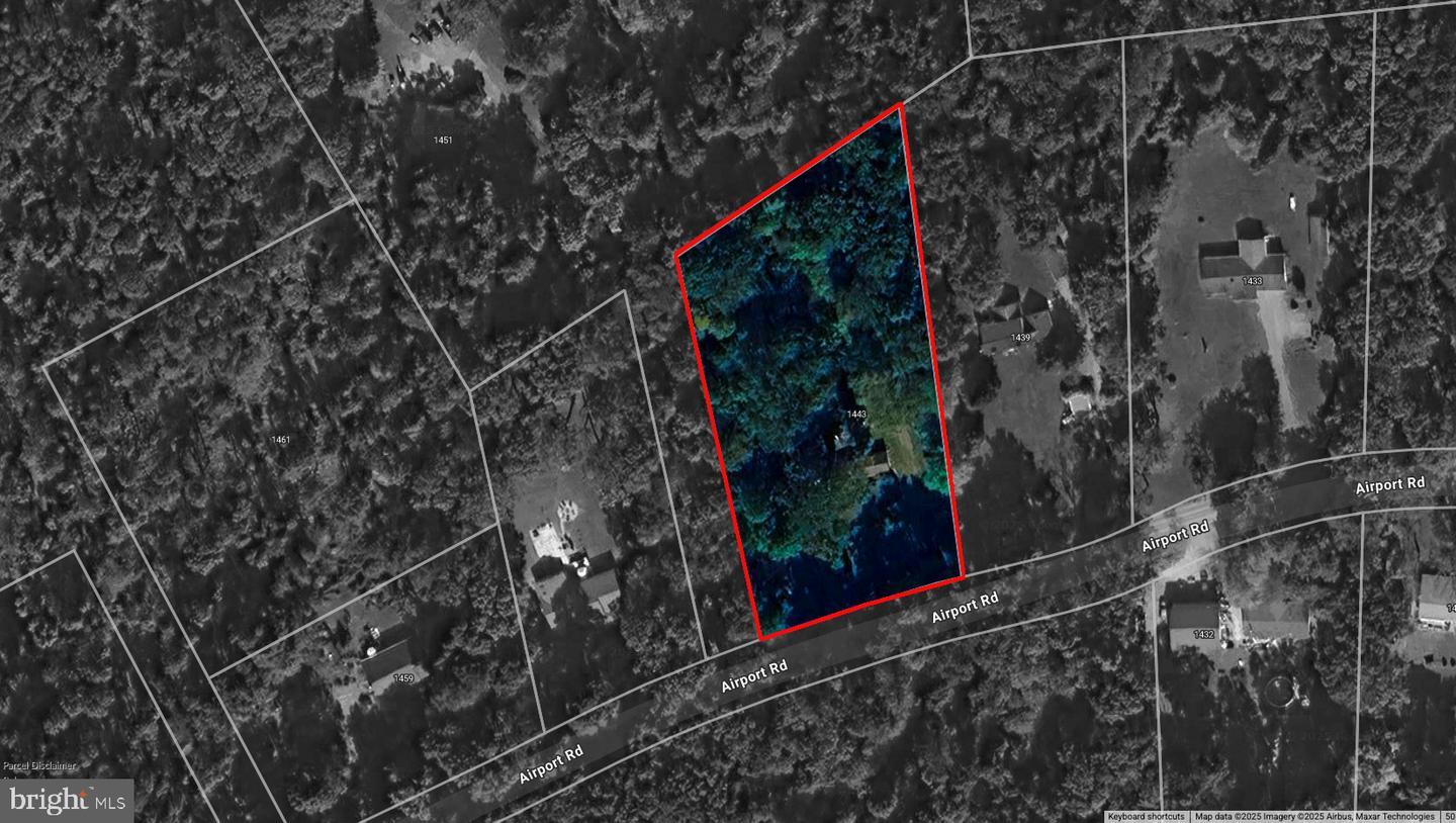 Property Photo: 1443 Airport Road PA 19320