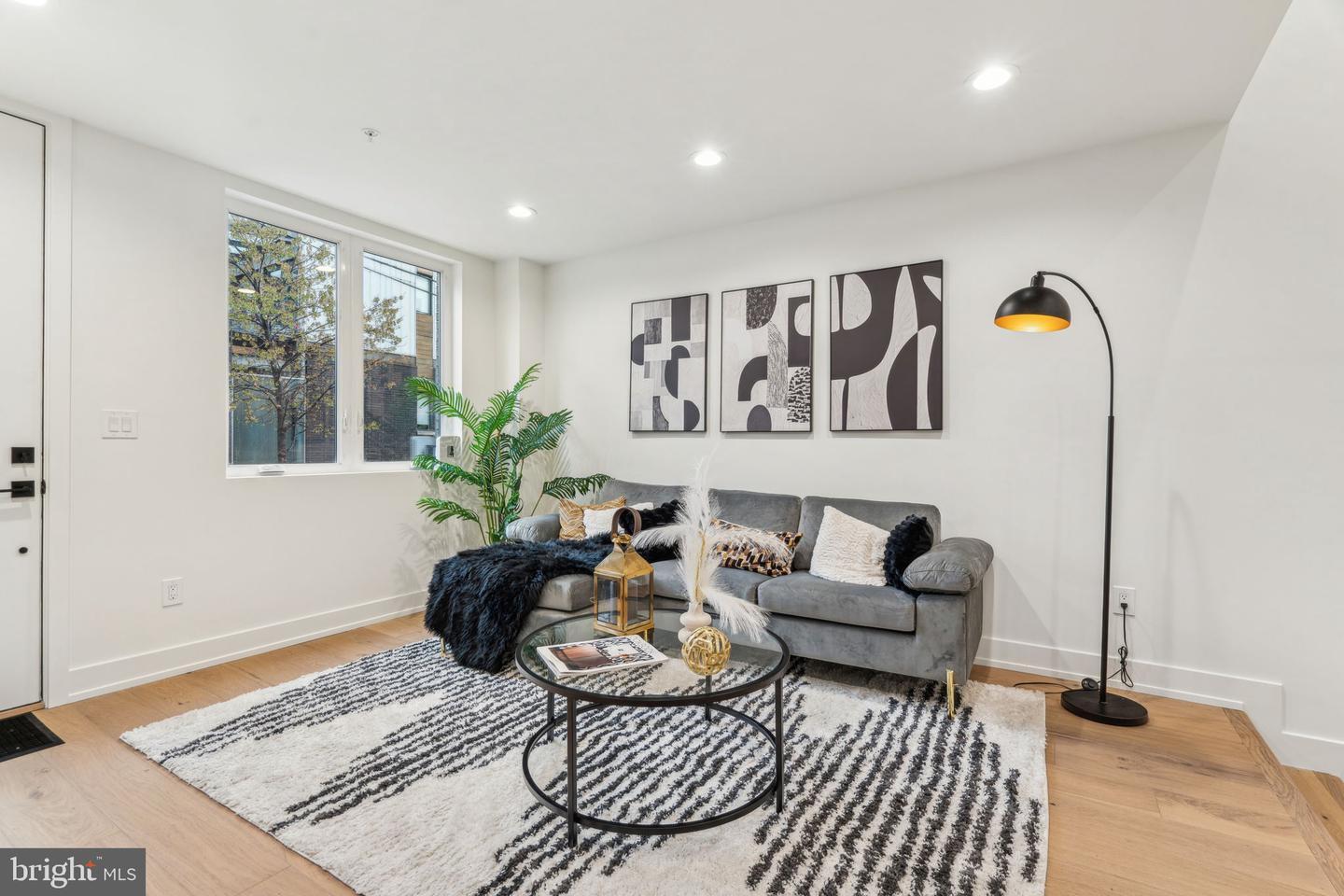Property Photo: 1106 N Bodine Street PA 19123