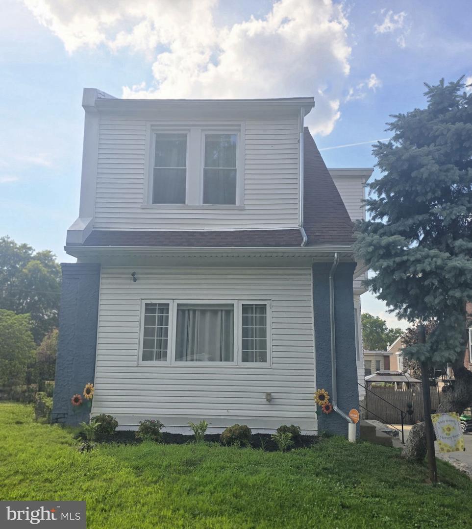 Property Photo: 4628 Pilling Street PA 19124