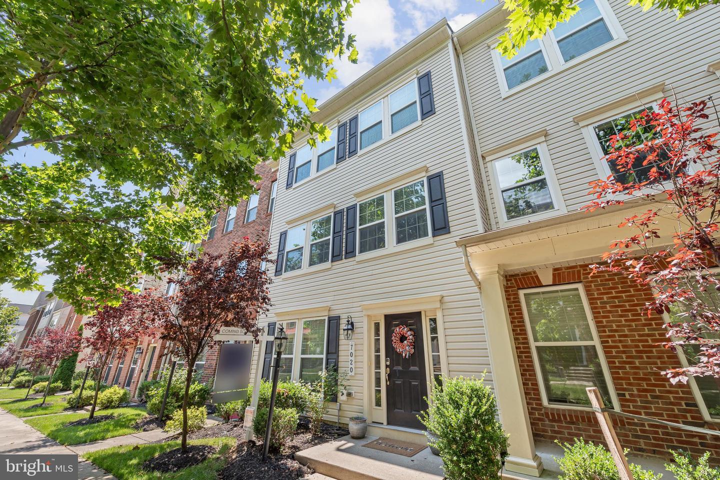 Property Photo: 7020 Foxton Way MD 21076