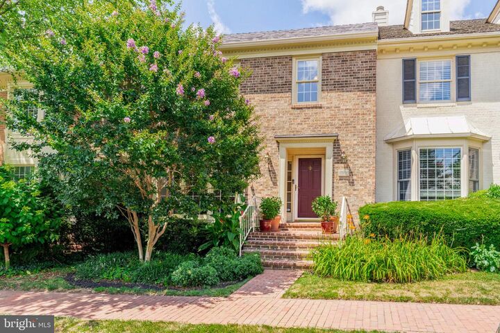 10935 Brewer House Road  North Bethesda MD 20852 photo