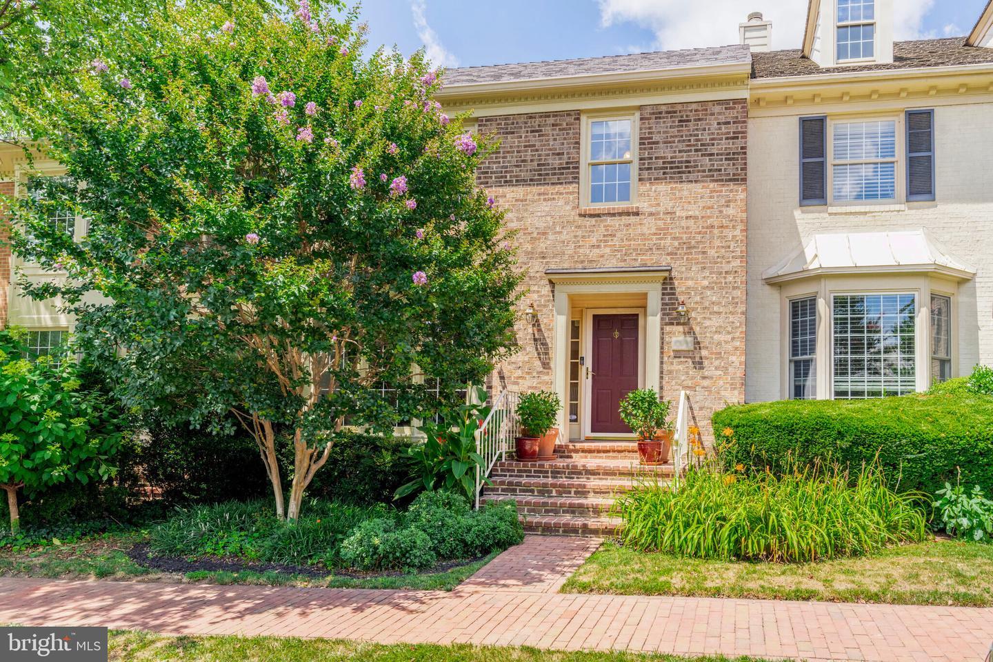 Property Photo: 10935 Brewer House Road MD 20852