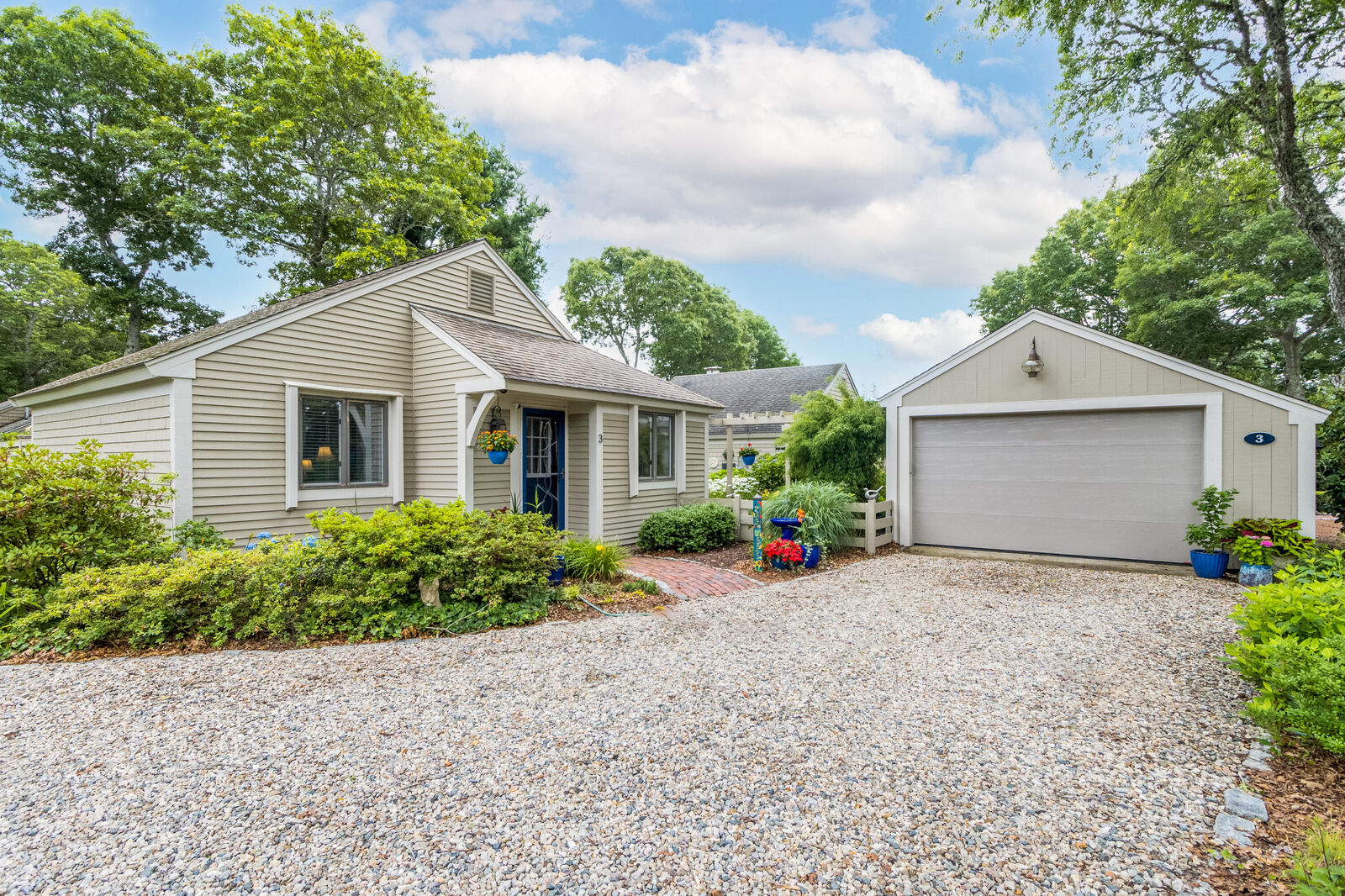 Property Photo: 3 Niblick Lane MA 02649