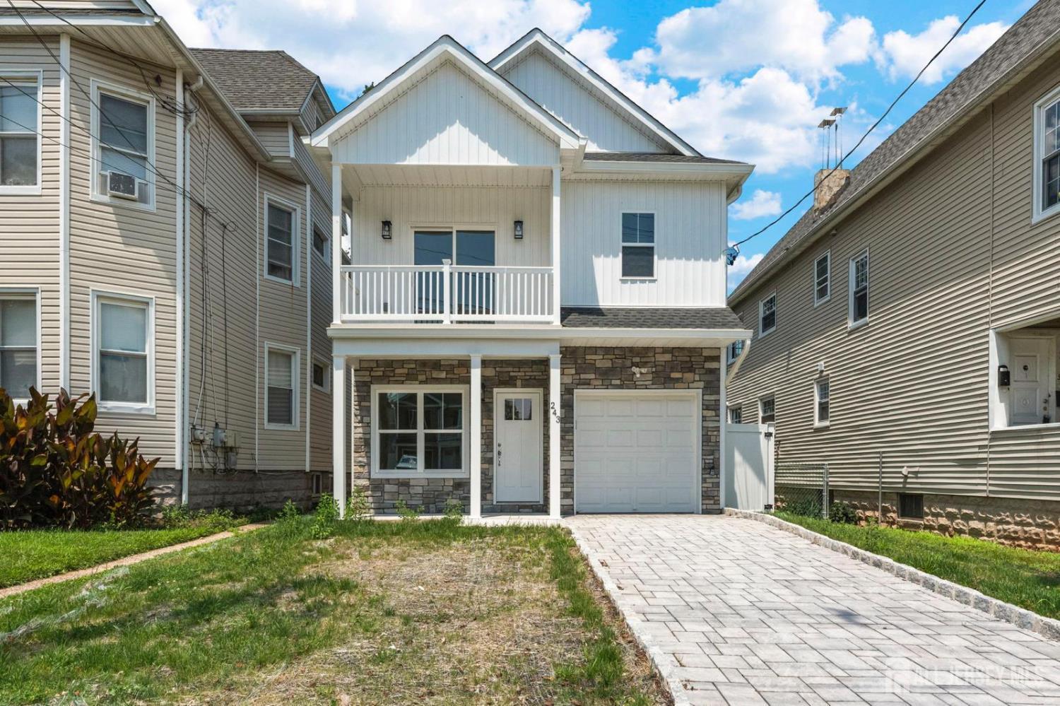 243 E 9th Ave Avenue  Roselle NJ 07203 photo