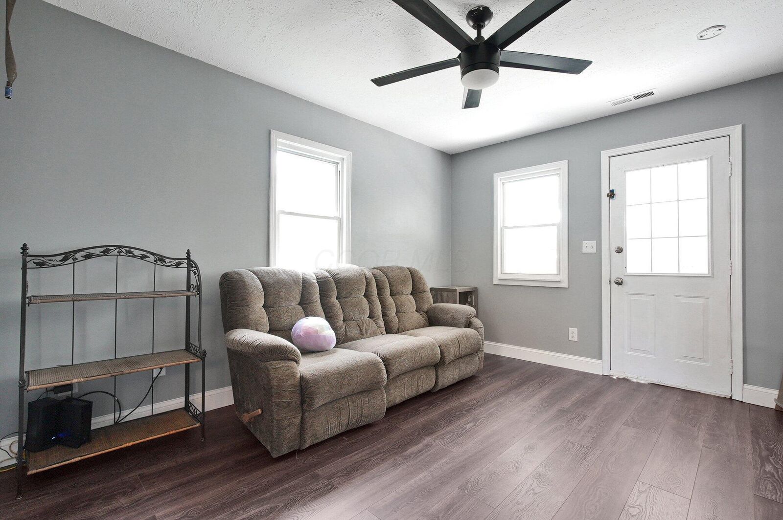 Property Photo:  518 Yates Street  OH 43164 