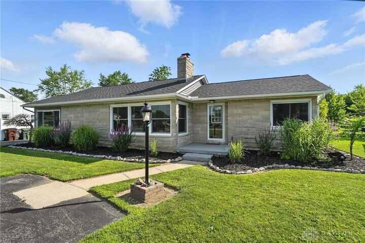Property Photo: 628 State Route 571 OH 45390