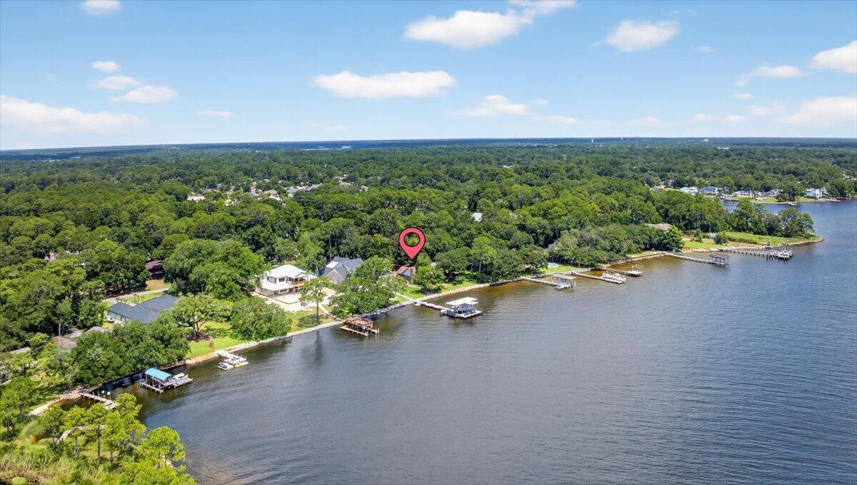 Property Photo: 108 Bahia Vista Drive FL 32578
