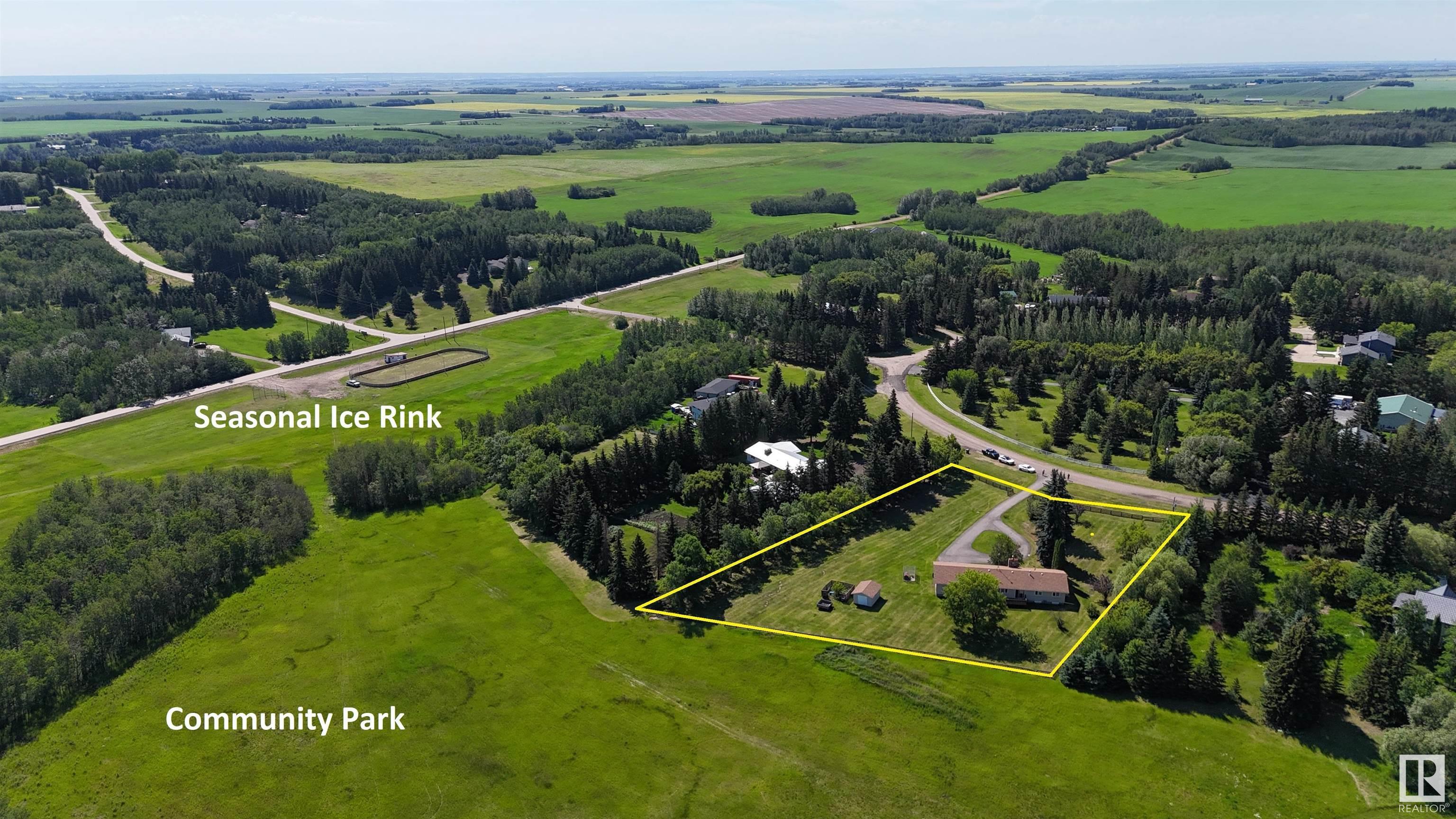 Property Photo: 24213 Twp Road 554 61 AB T8T 1X9